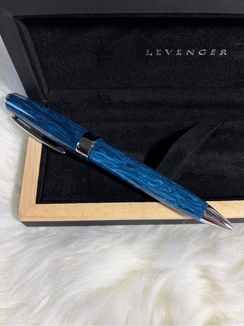 🌊 NWT 🌊 Levenger True Writer Select Ballpoint Pen, Mediterranean